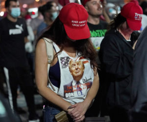 Protestujący zwolennicy prezydenta Donalda Trumpa 