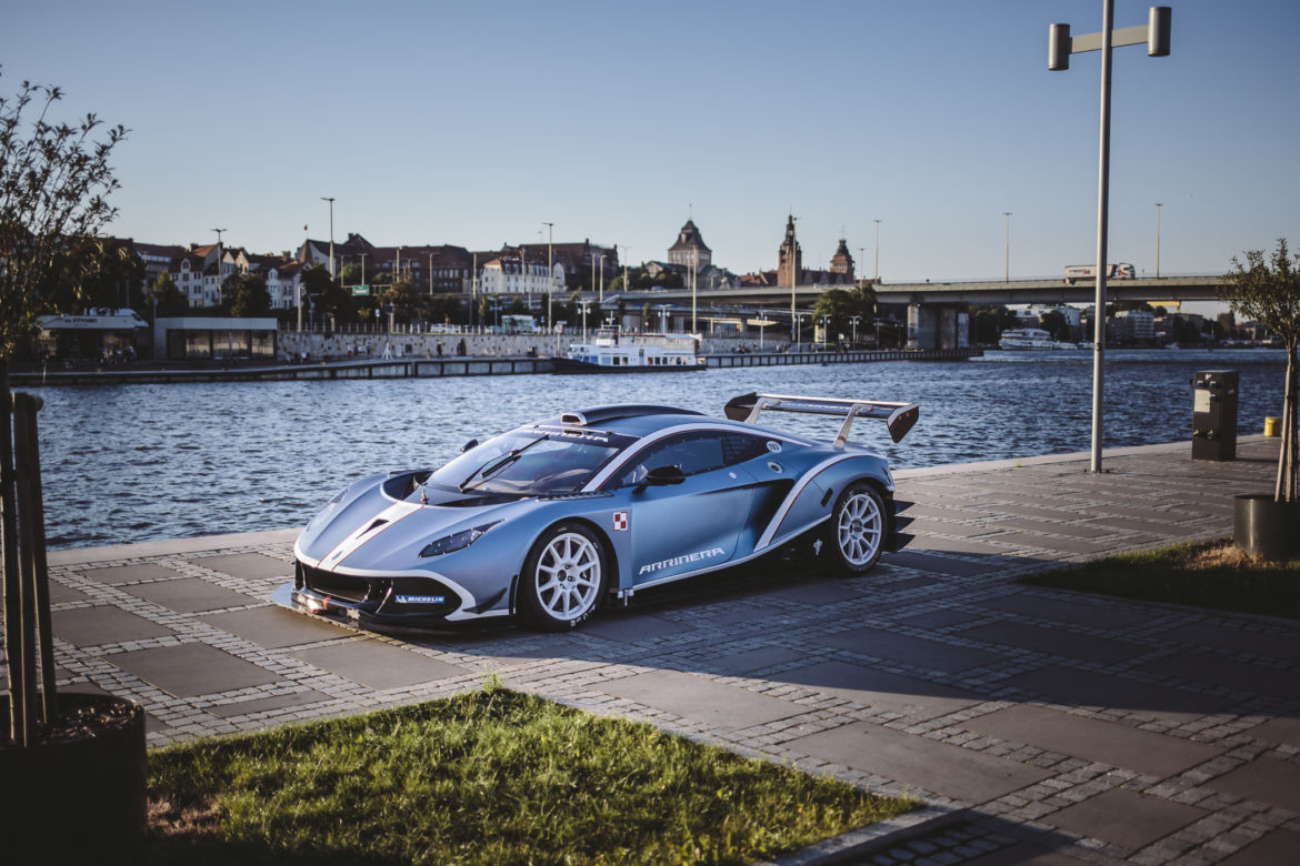 Arrinera Hussarya GT