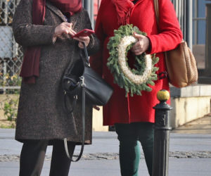 Katarzyna Bosacka w parku