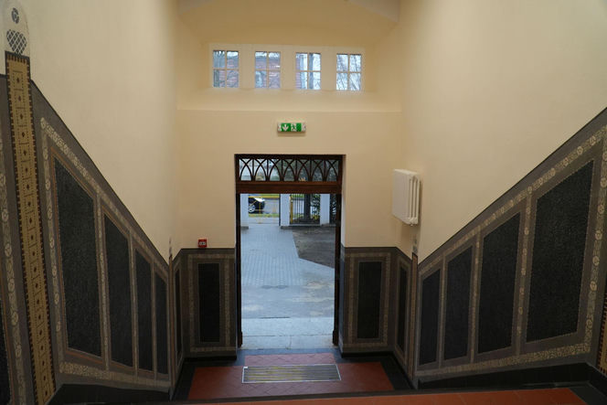 Ta zabytkowa szkoła ma ponad 100 lat. Po latach starań odzyskała blask