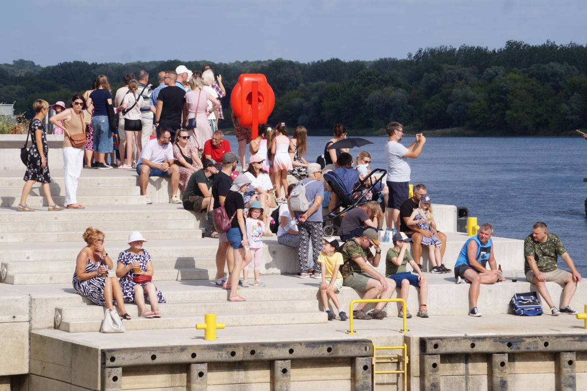 Festiwal Wisły 2025 w Starym Fordonie. Barwna parada jednostek zachwyciła publiczność