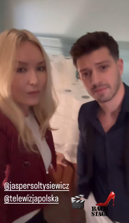 Barwy szczęścia. Karolina (Marta Dąbrowska), Justin (Jasper Sołtysiewicz) na planie