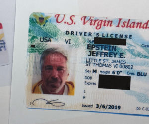 Pokazali wnętrze samolotu Epsteina! Tajemnice Lolita Express