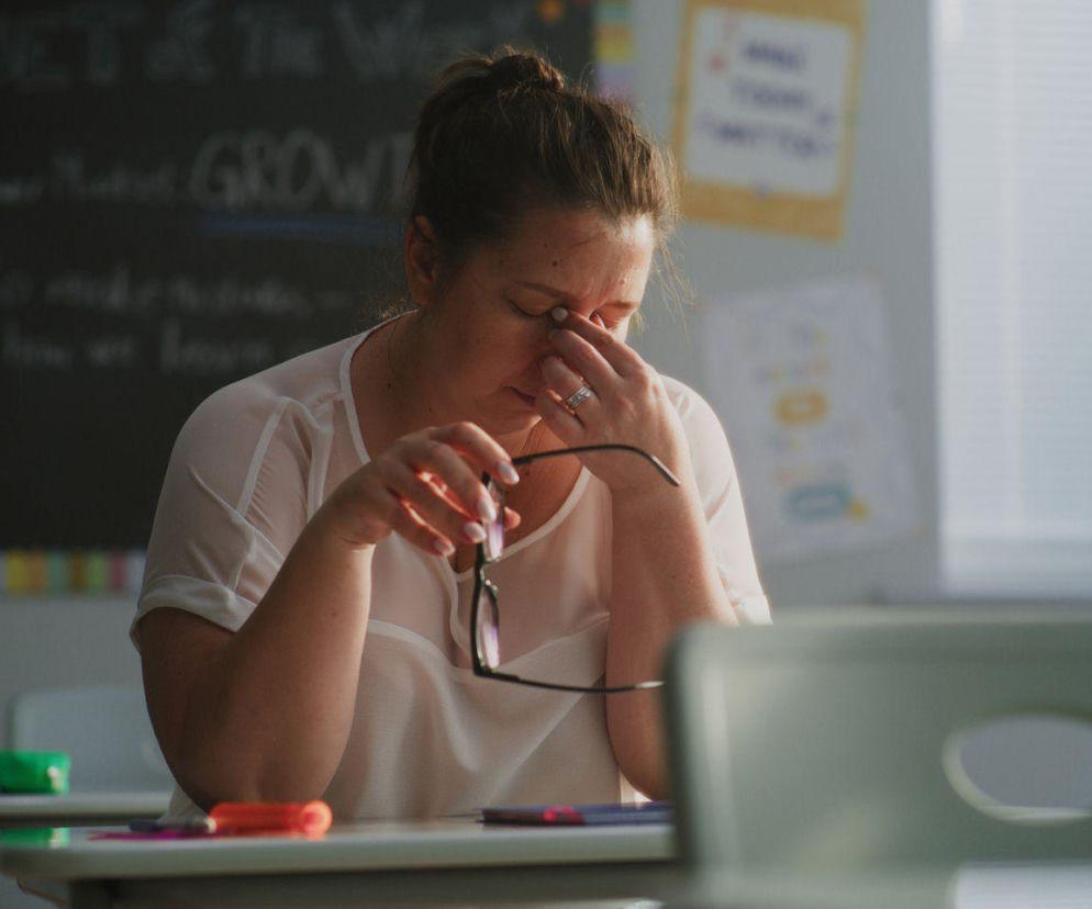 Kontrowersyjne słowa nauczycielki w szkole. Co może zrobić rodzic?
