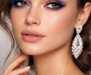 Kolor wraca na rzęsy! Barwne tusze znów podbijają makijażowe trendy