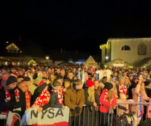 Setki kibiców pożegnały Kamila Stocha