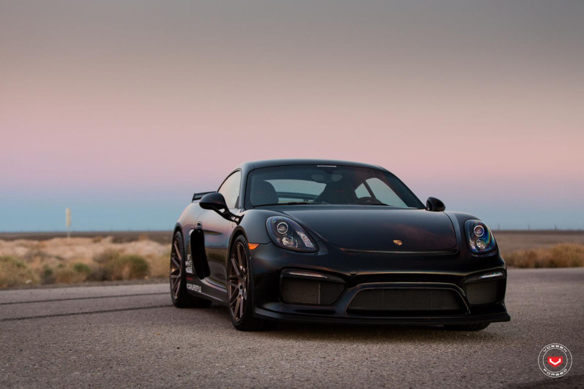 Porsche na felgach Vossen