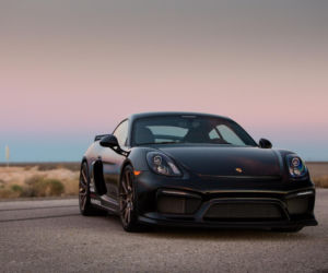 Porsche na felgach Vossen