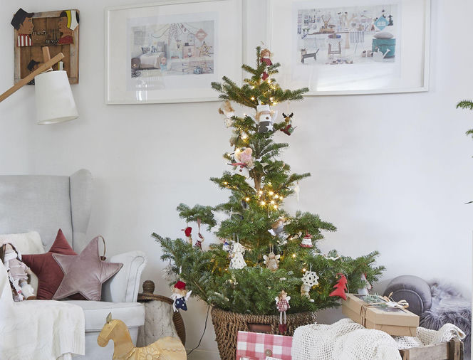 Świąteczne choinki w stylu rustykalnym