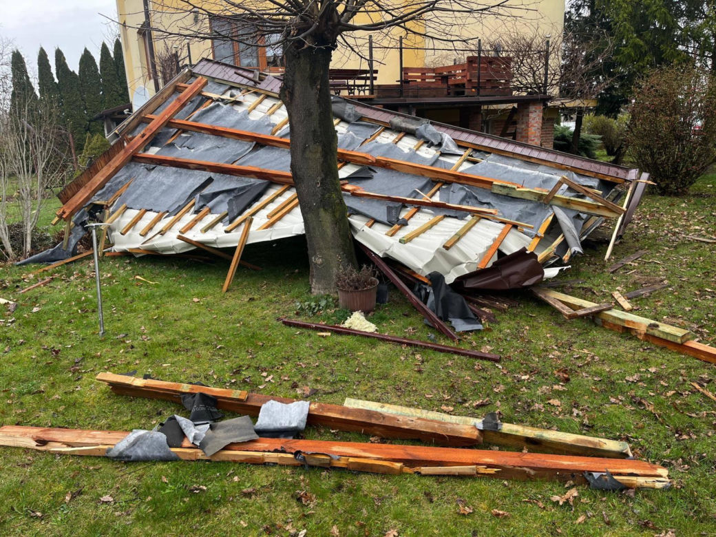 Strażacy usuwali skutki silnego wiatru