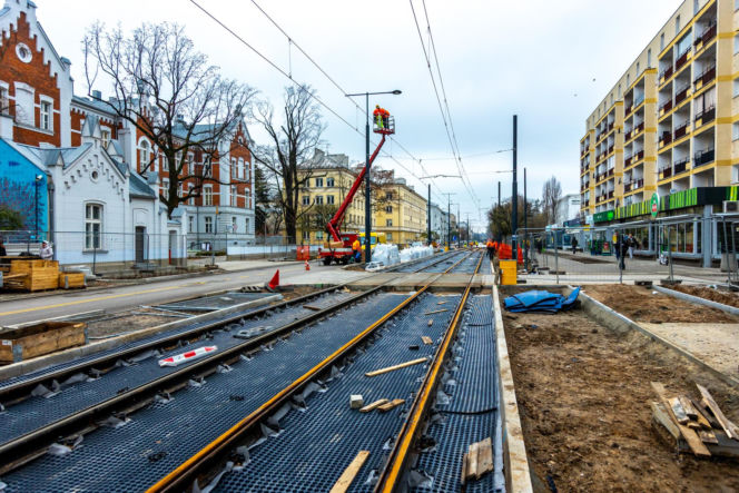 Tramwaj wzdłuż ul. Rakowieckiej w Warszawie - budowa