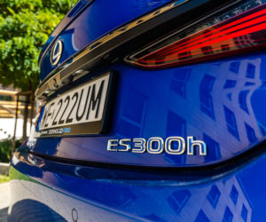 Lexus ES300h F Sport