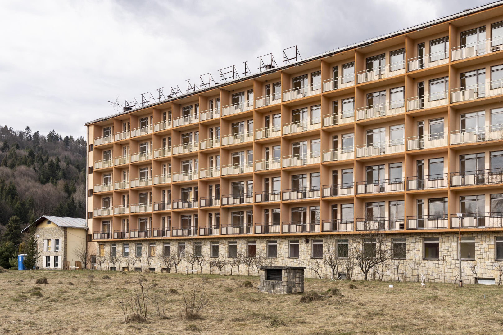 Metalowiec w Muszynie sprzed renowacji