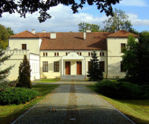 Pałac w Łojdach