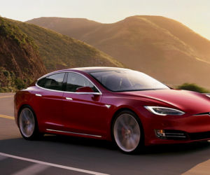 Tesla Model S 