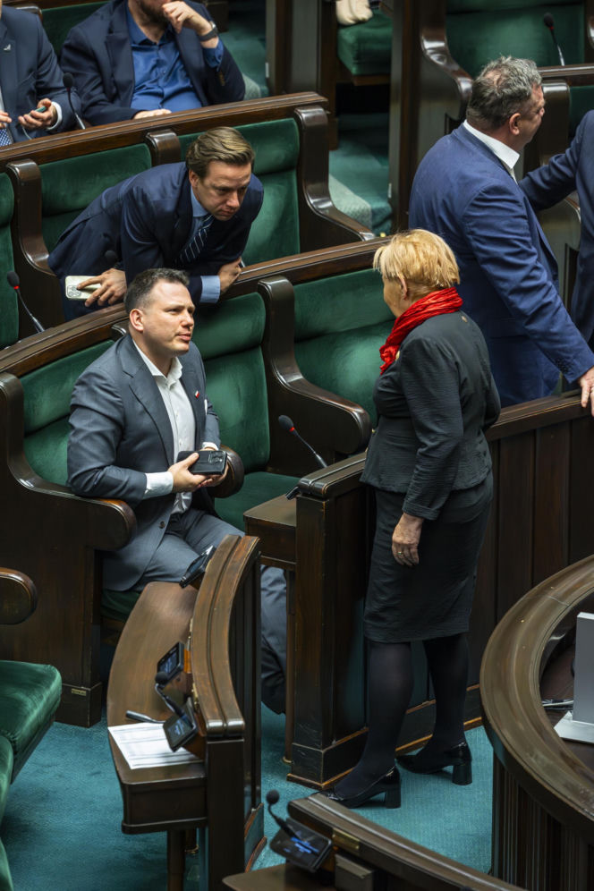 Sławomir Mentzen na zakupach w galerii