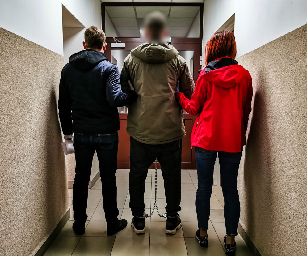 Białystok: Interwencja w mieszkaniu. Policjanci od razu coś wyczuli