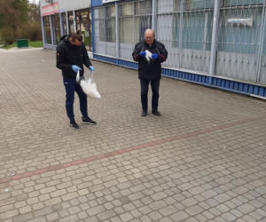 W Przemyślu rozdają maseczki seniorom