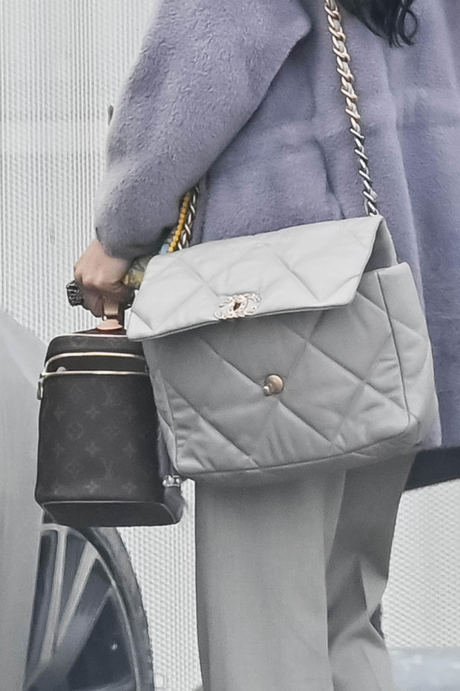 Justyna Steczkowska boso na śniegu