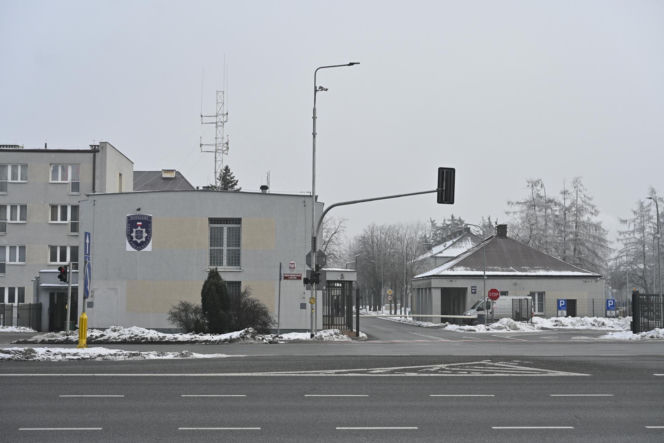Pijany dowódca kompanii miał zgwałcić młodą policjantkę. Szokująca afera w policji
