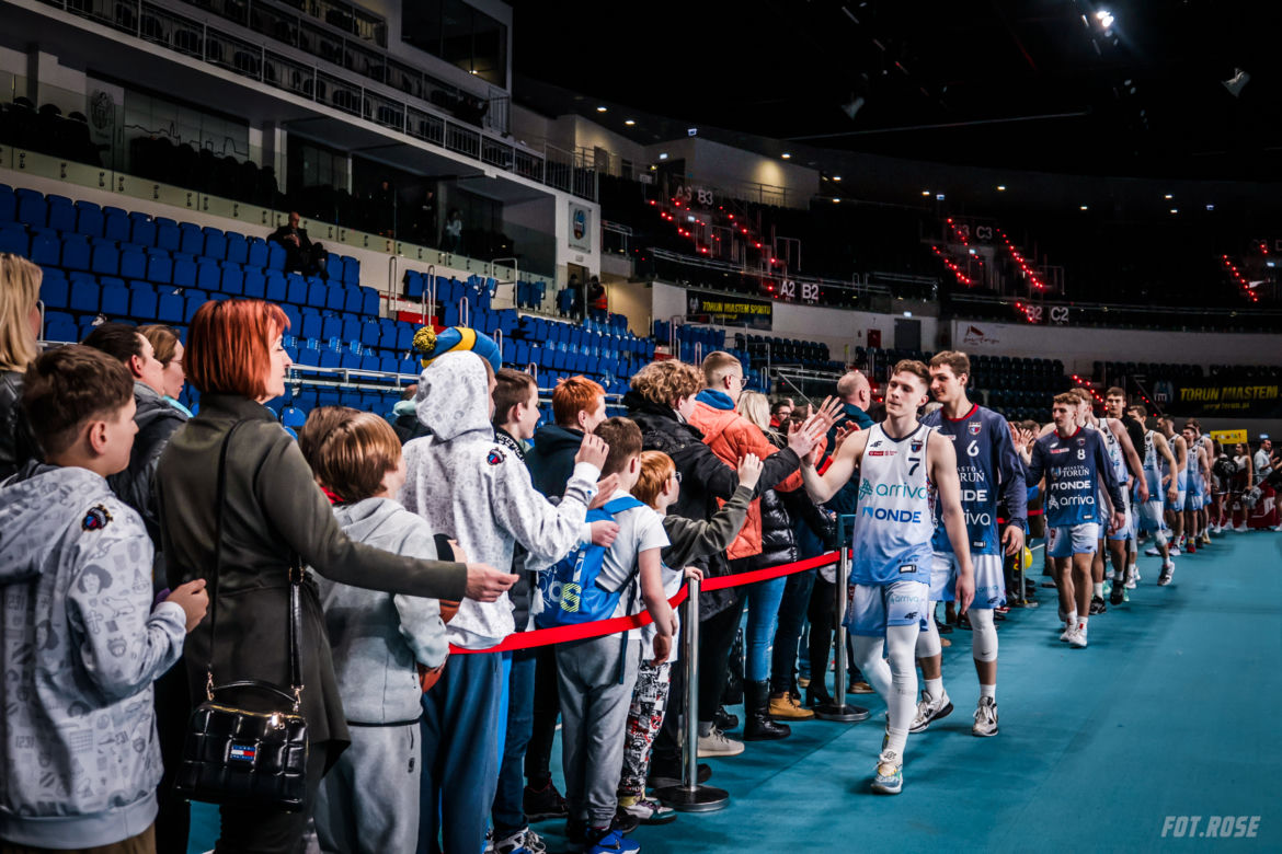 Arriva Twarde Pierniki - WKS Śląsk Wrocław 74:83, zdjęcia z meczu Energa Basket Ligi