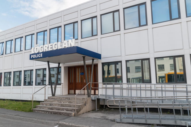 Polka zaginiona na Islandii