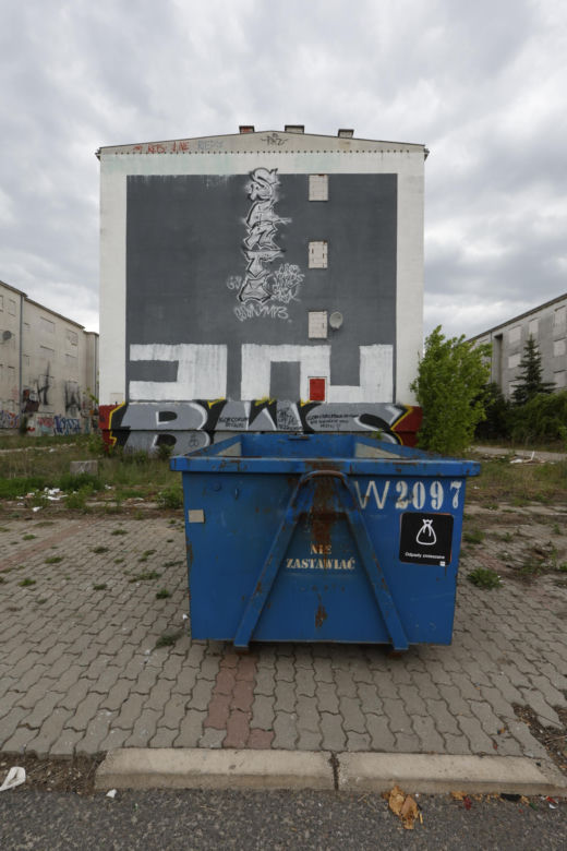 „Czarnobyl” Warszawy zniknie z mapy. „Smród, fetor i grzyb”. Tak wyglądało życie w „13 dzielnicy”