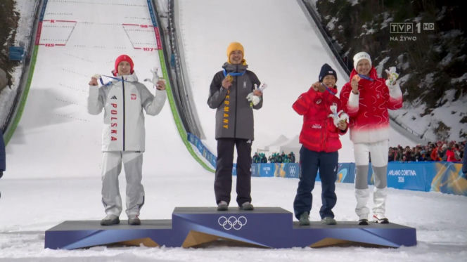 Kacper Tomasiak odebrał medal IO