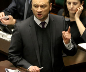 Kuchciński zabiera Nitrasowi 15 tysięcy złotych