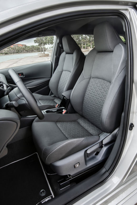 Toyota Corolla Touring Sports 2.0 Hybrid Dynamic Force 180 KM e-CVT
