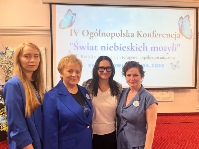 Świat Niebieskich Motyli w Starachowicach. Jak IV Ogólnopolska Konferencja zmienia rzeczywistość osób w spektrum autyzmu