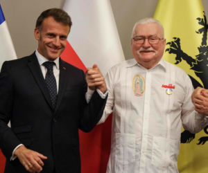 Macron i Wałęsa w Gdańsku. Te zdjęcia mówią więcej niż tysiąc słów