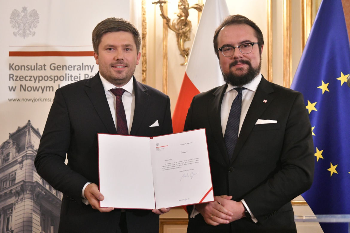 Nowy , najmłodszy konsul już rządzi