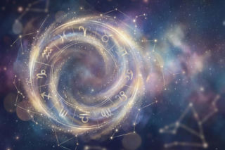 Horoskop na dziś, 24 lutego. Kosmos podpowiada, jak zharmonizować myśli i z odwagą ruszyć naprzód