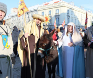 Dziś Święto Trzech Króli. Ulicami Warszawy przeszedł orszak
