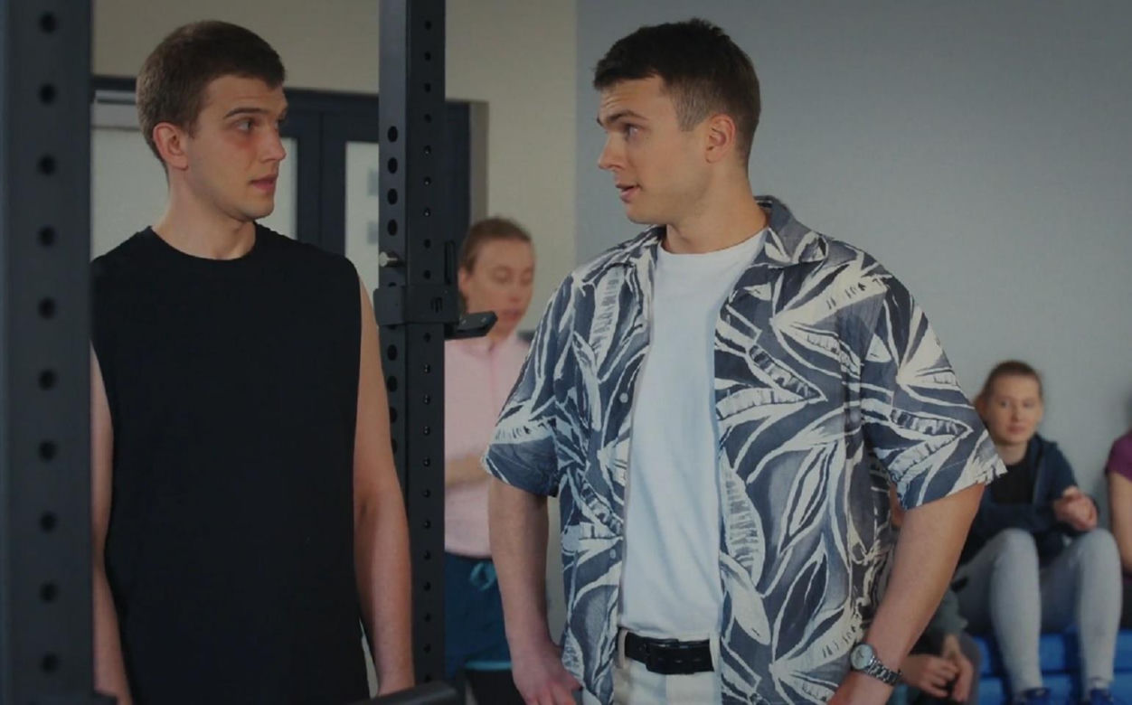 M jak miłość odc. 1947. Mateusz (Rafał Kowalski), Tomek (Chris Cugowski)