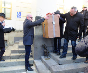 Onufry gra pod Ratuszem. Lublin ma nową atrakcję, wkrótce będzie ich więcej.
