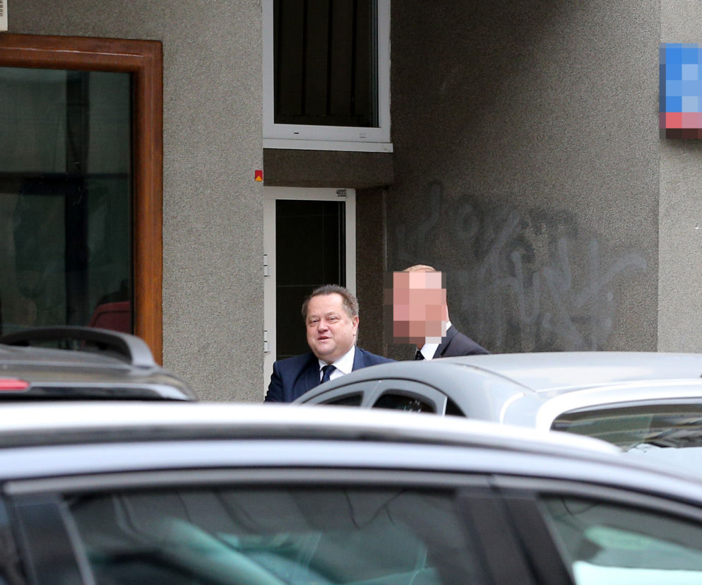 MINISTER ZIELIŃSKI CHCIAŁ WYLEGITYMOWAĆ.
