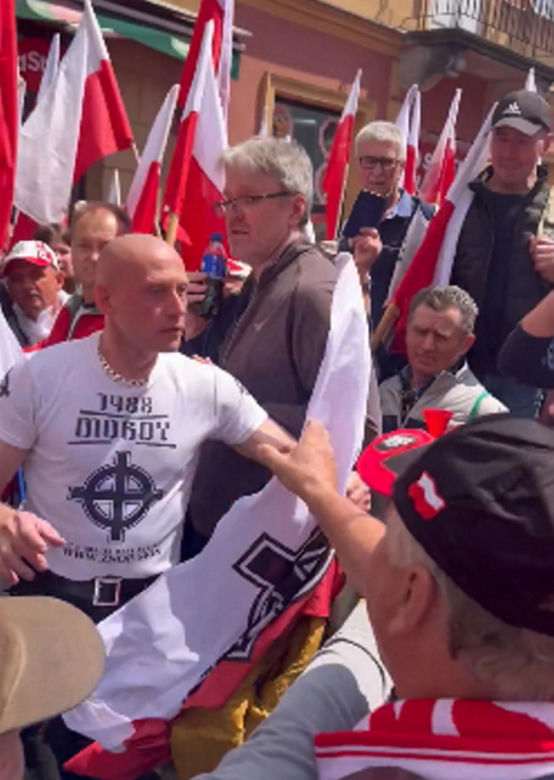 Incydent w Warszawie. Faszyści na marszu! Doszło do szarpaniny