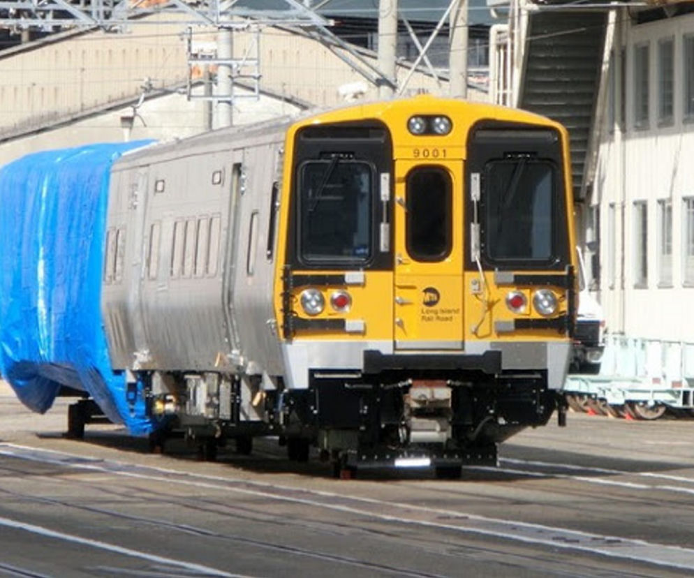 Nowe wagony LIRR już na torach
