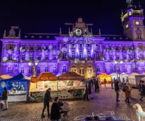 To najbardziej świąteczne miasto w województwie śląskim. Częściowo znajduje się w Małopolsce