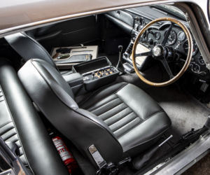 Oryginalny Aston Martin DB5 Jamesa Bonda