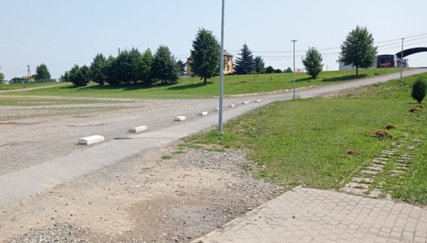 Radymno. Kierowca BMW wjeżdżał w ludzi [ZDJĘCIA]