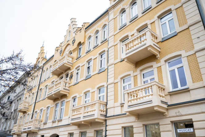 Zabytkowa kamienica przy ul. Targowej 62