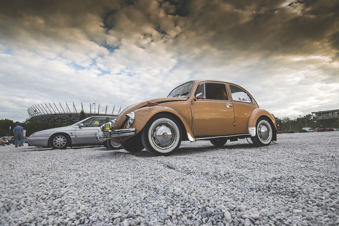 Spotkanie Youngtimer Warsaw pod PGE Narodowym