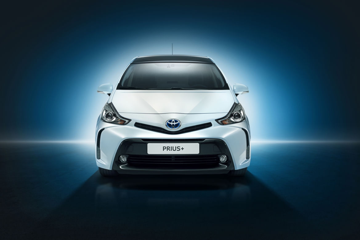 Toyota Prius+ lifting 2015
