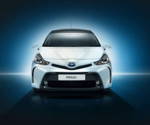 Toyota Prius+ lifting 2015