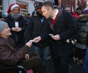 Wiceprezydent Warszawy podzielił się opłatkiem