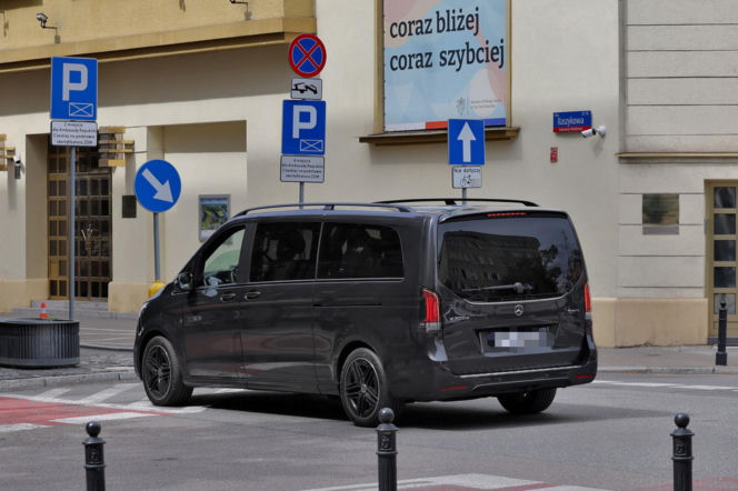 Kwaśniewska na zakupach u modnego projektanta