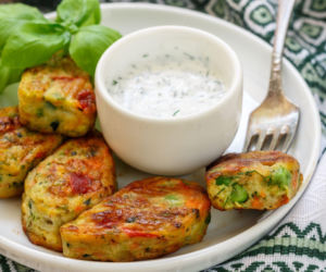 Kotleciki ziemniaczane z serem i brokułami – tania pychotka, która znika w mig